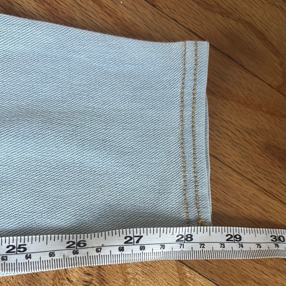 YITTY Stretch Jeans Women’s Sz Medium Streetwear Athleisure Stonewash - Picture 8 of 10